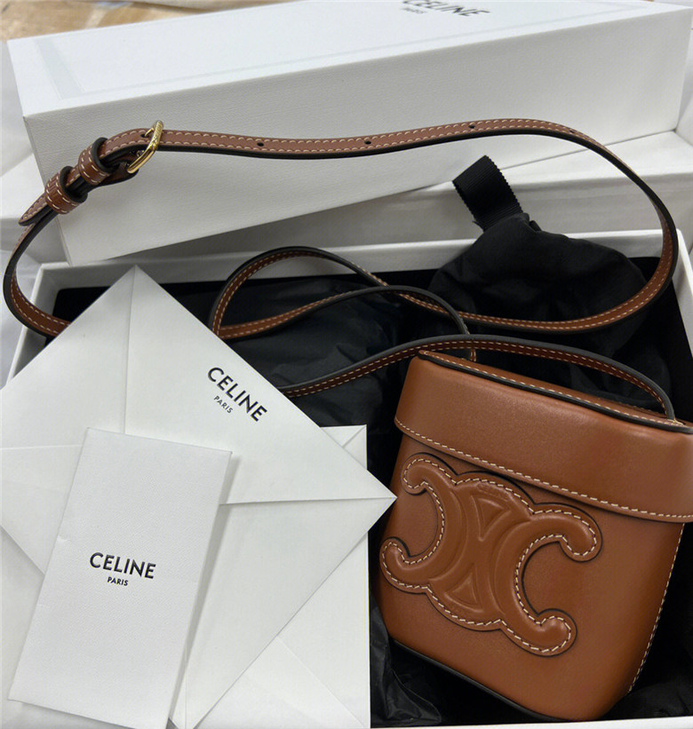 Celine 小盒子 So qute！