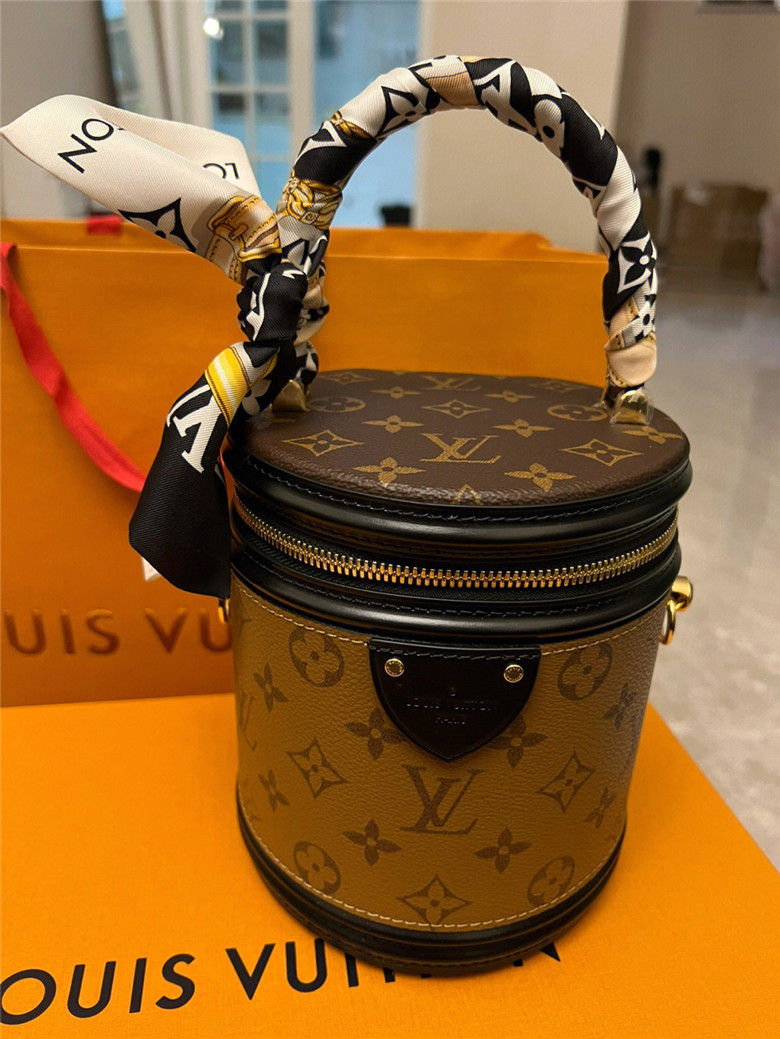 LV CANNES M43986 发财桶