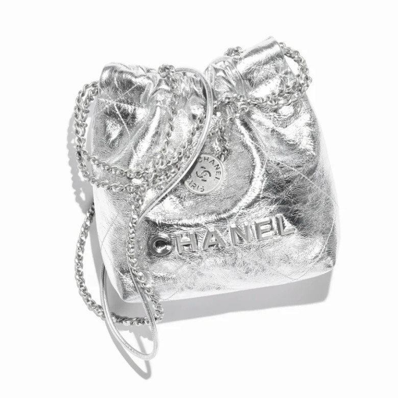 Chanel AS3980 淡紫红 金属质感牛皮革 mini垃圾袋