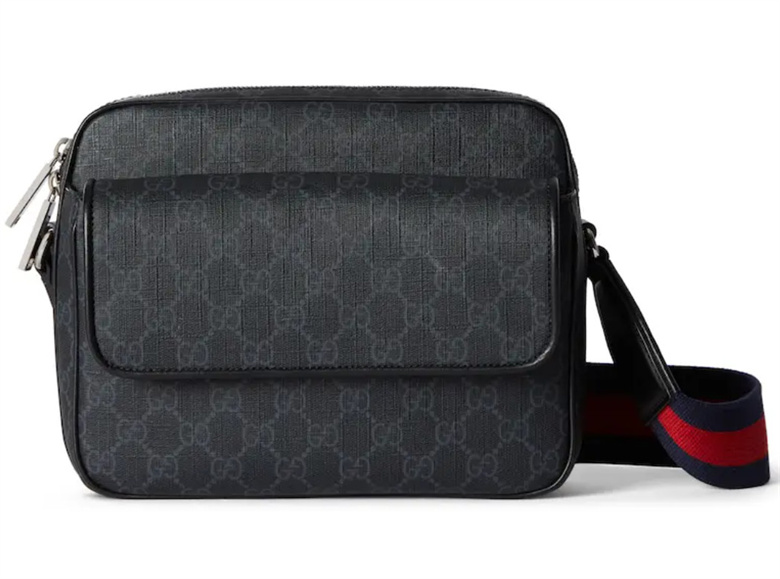 终于拿下GUCCI 795479 FADJA 1042 GG黑色中号斜挎包！